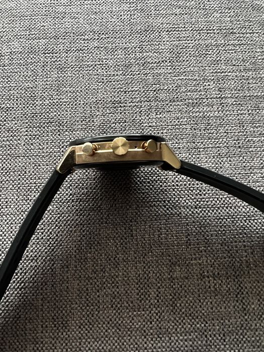 Смарт часовник MOVADO женски