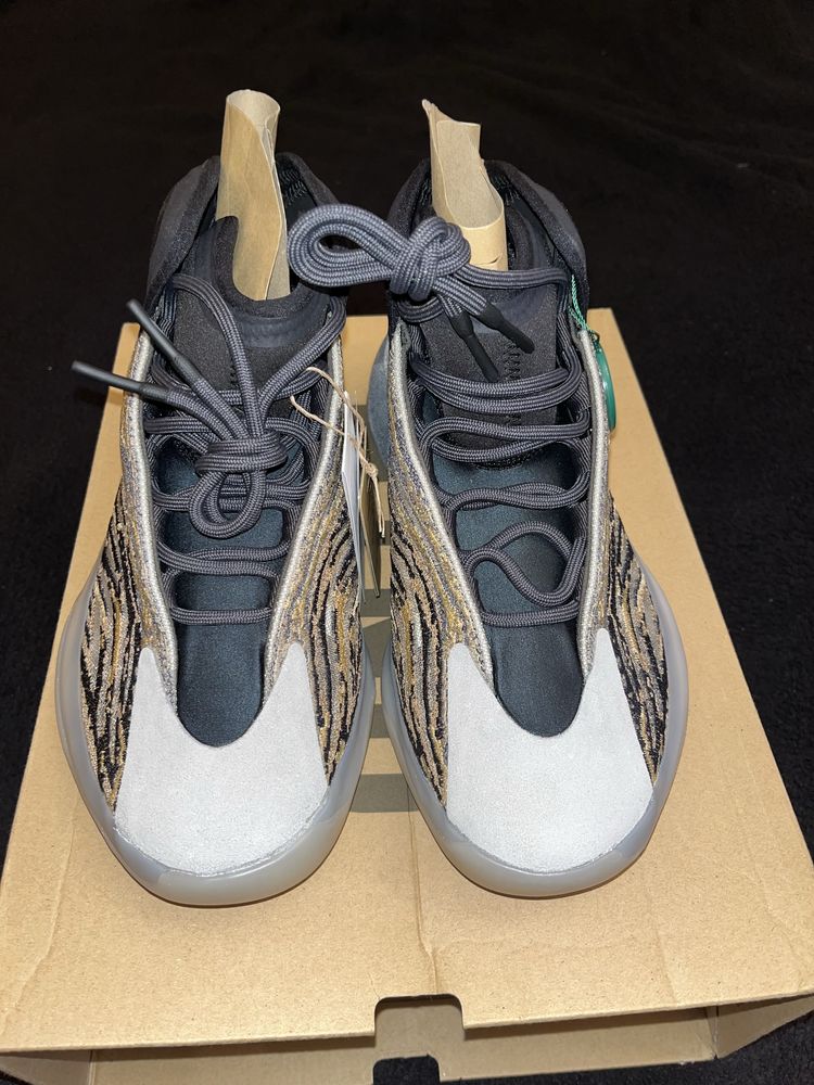 Yeezy QNTM Amber Tint reflective