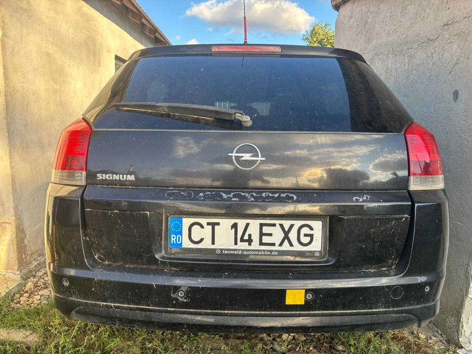 Vand sau dezmembrez Masina Opel Signum 1.9 TDI (2006)