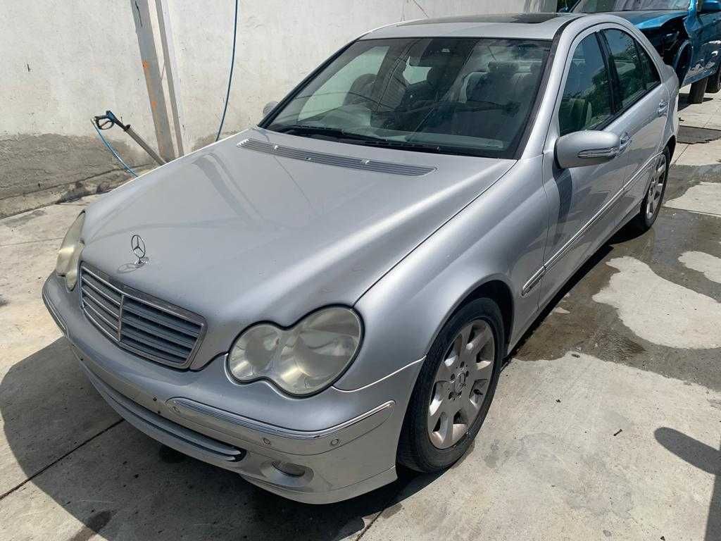 Dezmembrez Mercedes C Class W207 CDI/Far/Stop/Haion/Capota/Aripa/Jante