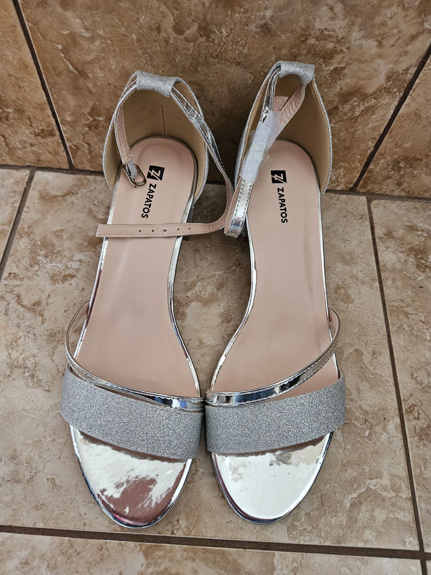 Sandale  dama nr. 41 noi