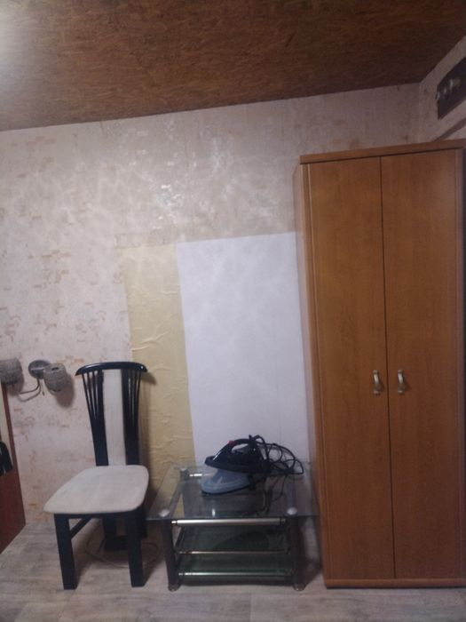 Собственик дава под наем обзаведена боксионера гр.ВАРНА  кв.Левски
кв.