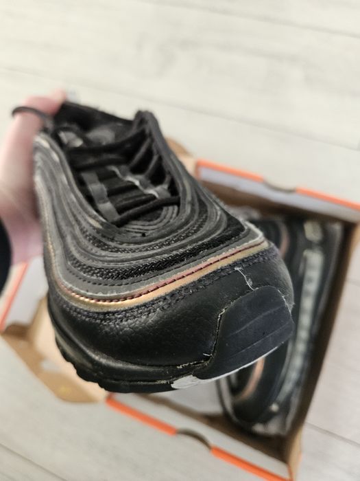 Vând air max mărimea 38,5