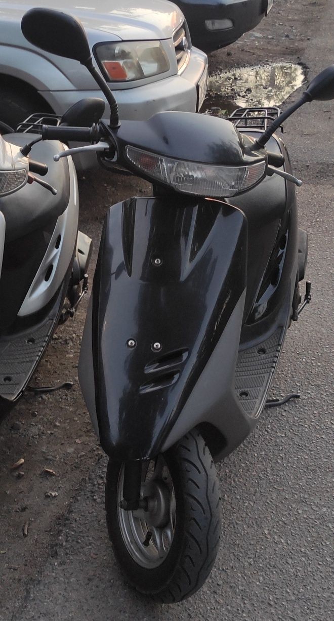 Продам скутер Honda Dio af 27