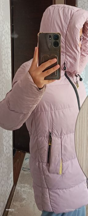 Kurtka issiqina,(kiyilgan)