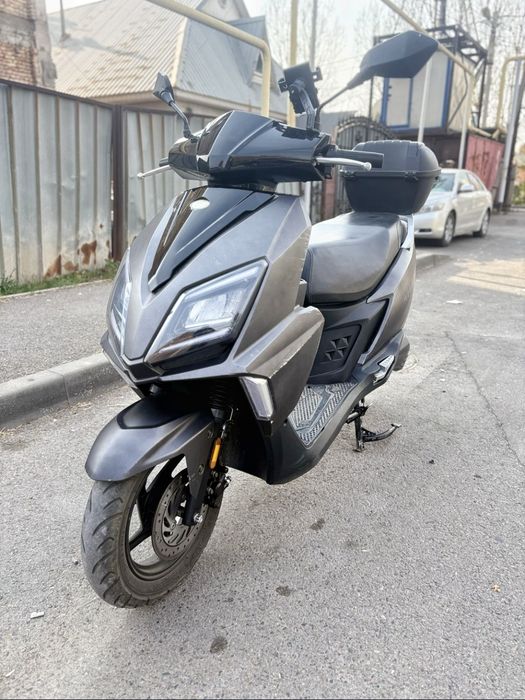 Продам электроскутер Raptor