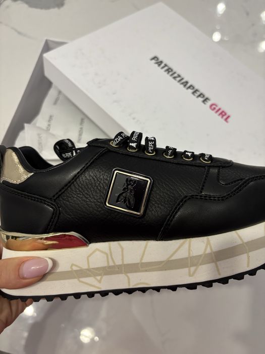Нови  sneakers Patrizia Pepe