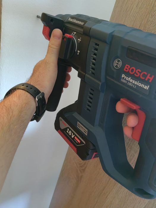 Electrician Interventii