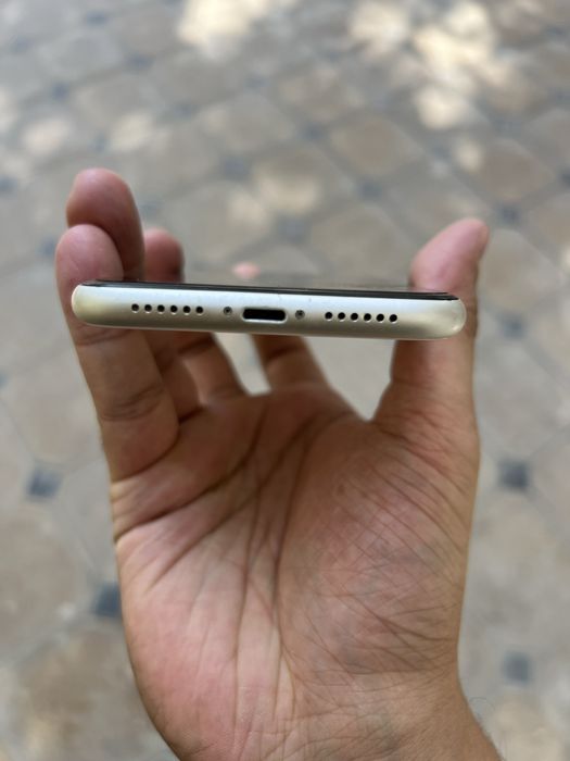Iphone 11 zo'r sastayanada
