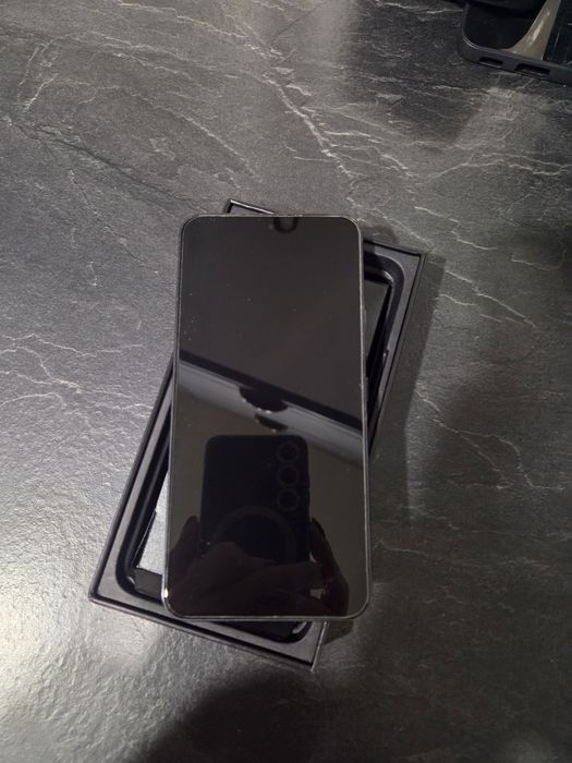 Telefon Samsung Galaxy S22, 128 GB, 8 GB