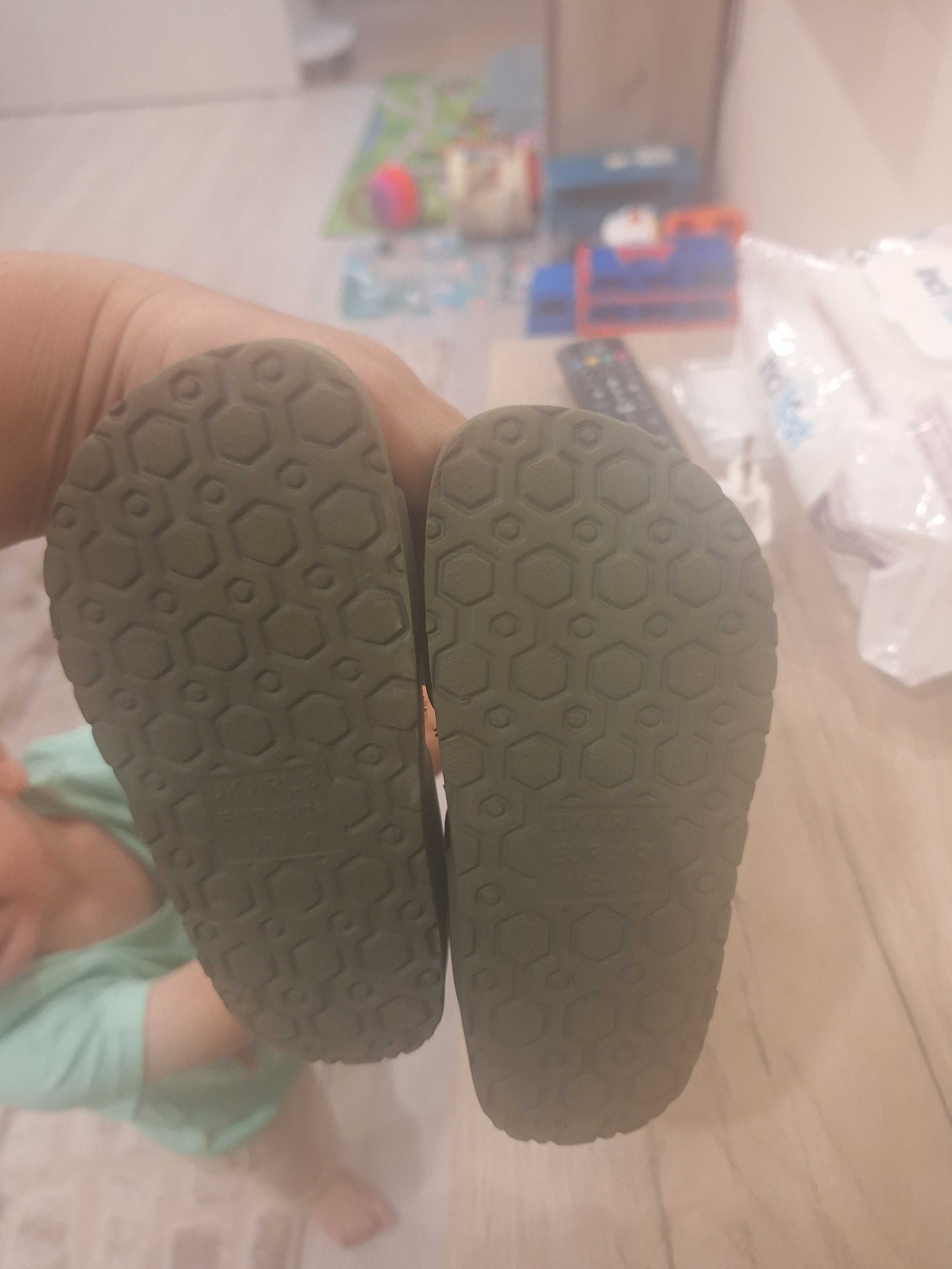 Детски сандали н