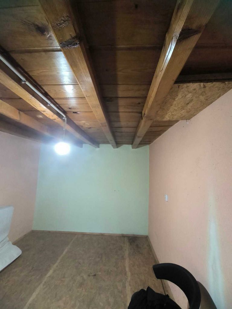 Продава се Къща в с. Благоево, Област Разград - 140 кв.м за 200 €/кв.м - Снимка #4
