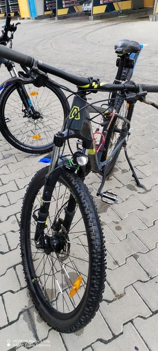 Vand bicicleta sau schimb