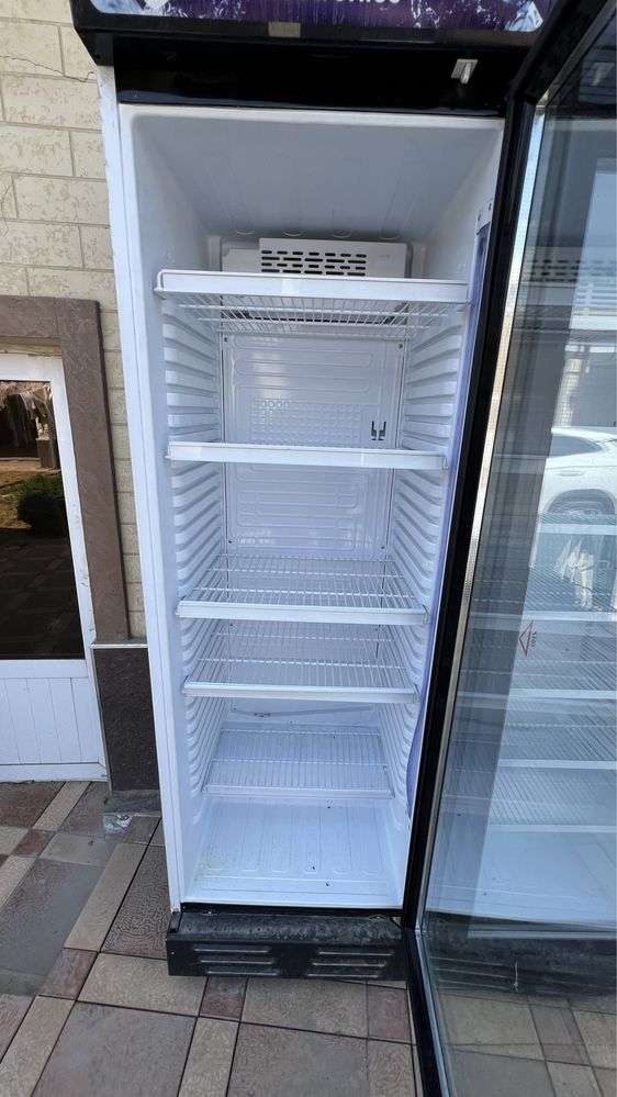 Холодильник сотилади RIO elektronik