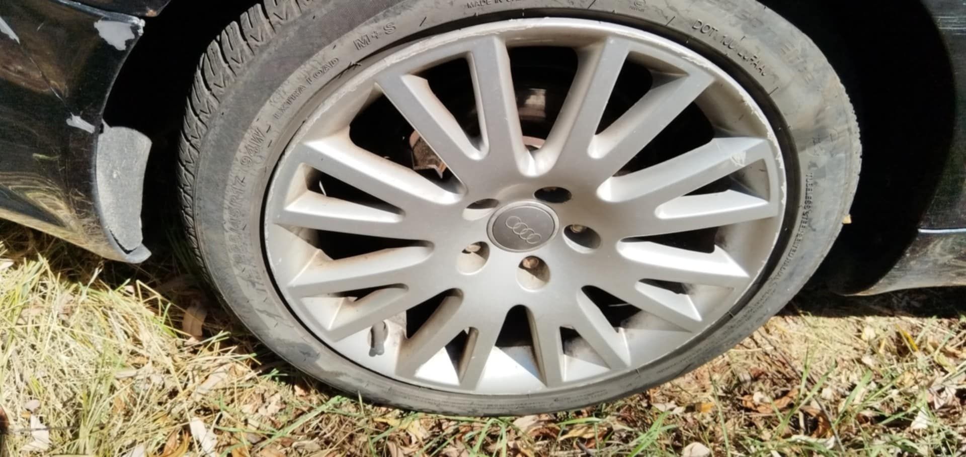 Продавам джанти със зимни гуми 17"