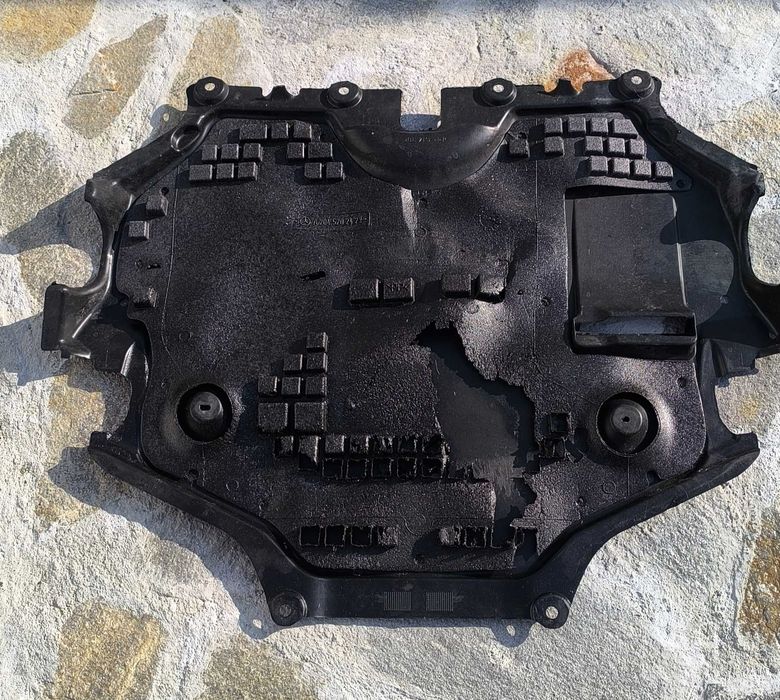 Кора под двигател Mercedes-Benz GLK (X204)