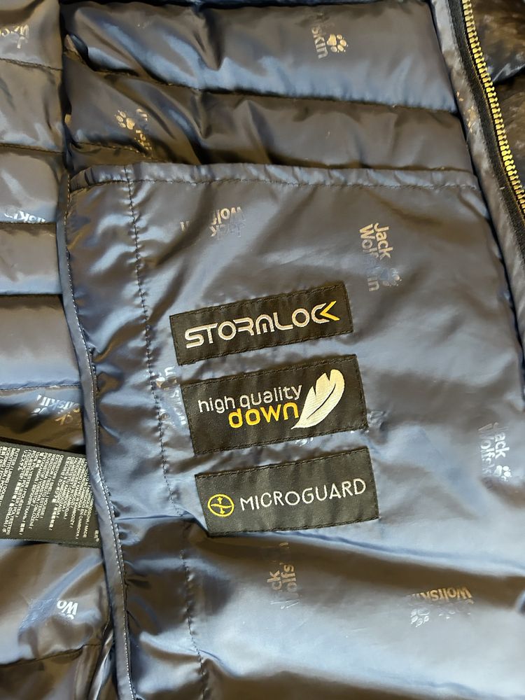 Geaca de puf Jack Wolfskin