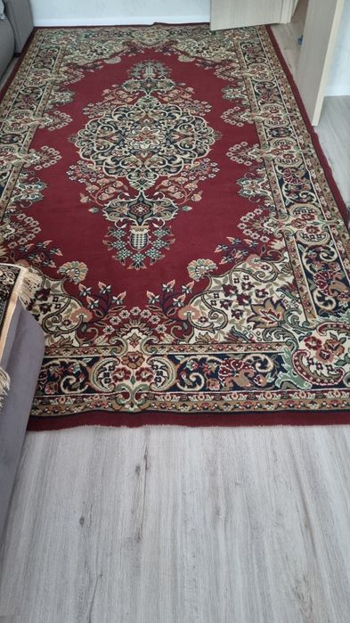 Продам ковёр персидский в хорошем состоянии. Цена 25.000т