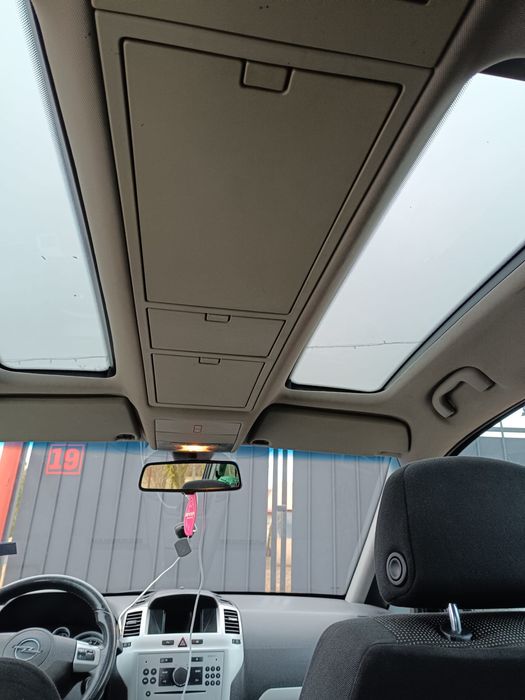 De vanzare opel zafira 1.9 2008 diesel