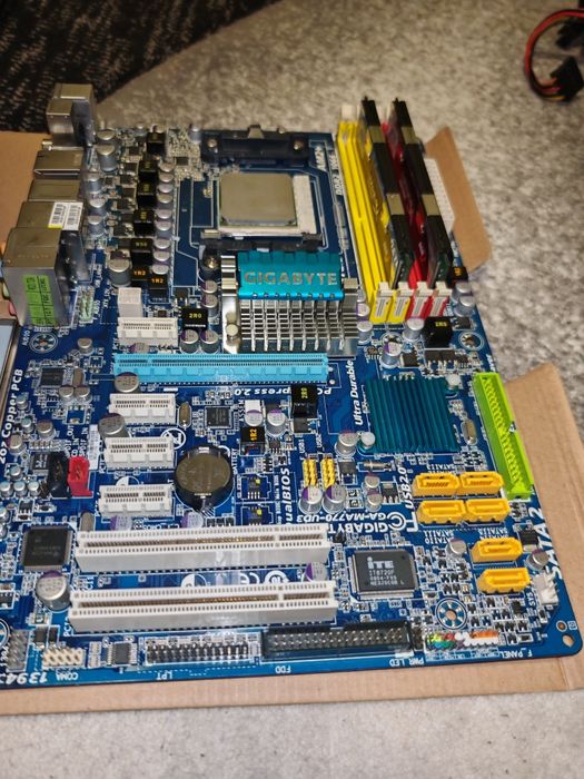 Gigabyte GA-MA770-UD3 AM2+