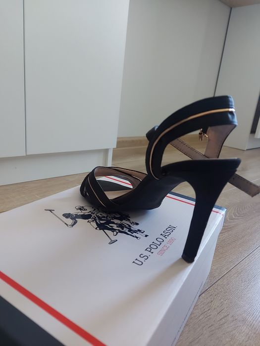 ДАМСКИ Черни сандали на тънък ток Paolo Boticelli