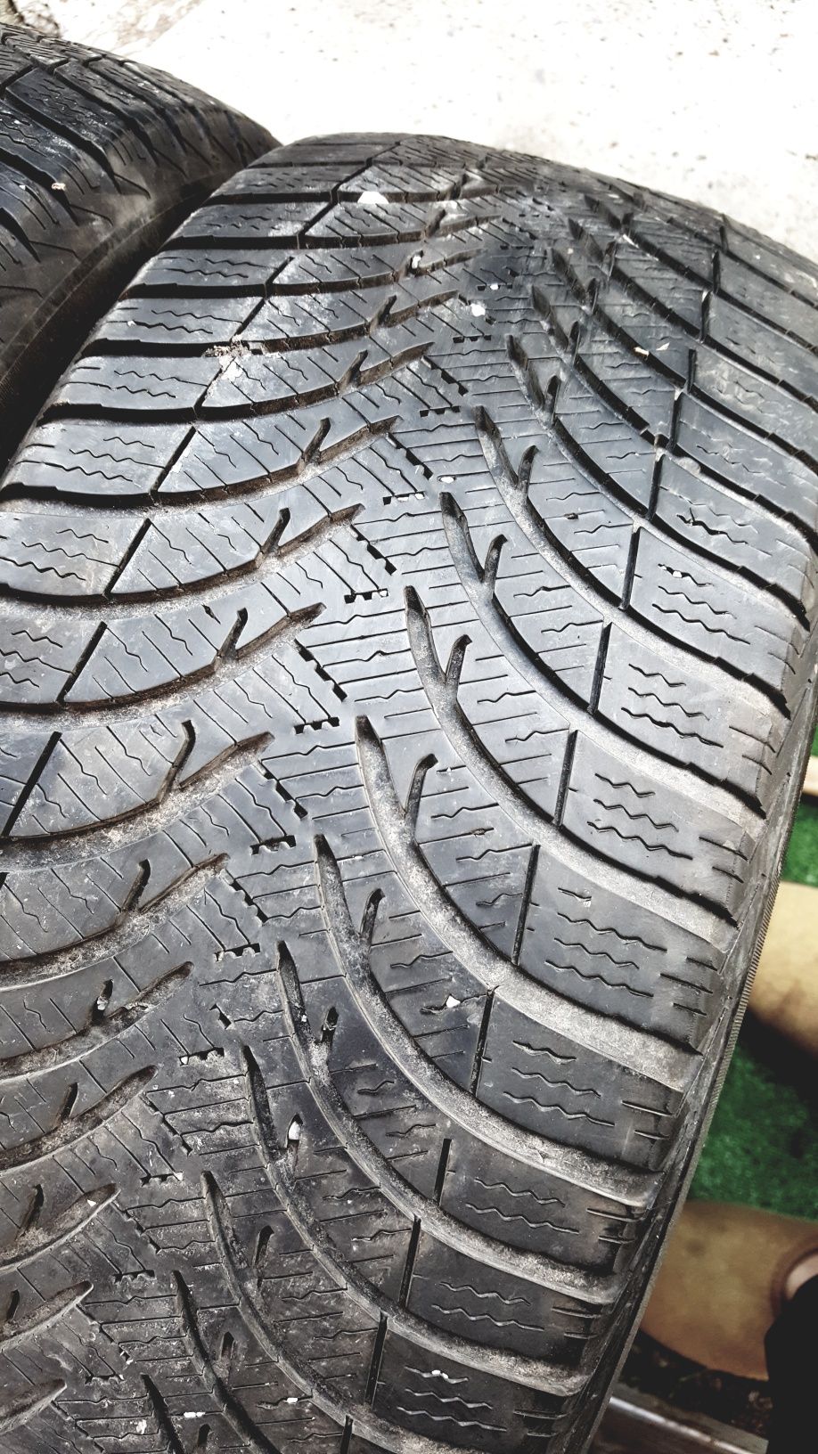 215/55/16,225/55/16,michelin/dunlop,6-7mm,dot 4013