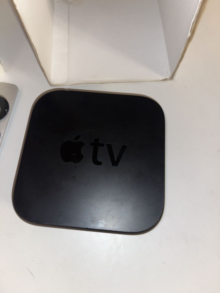 Apple TV full box