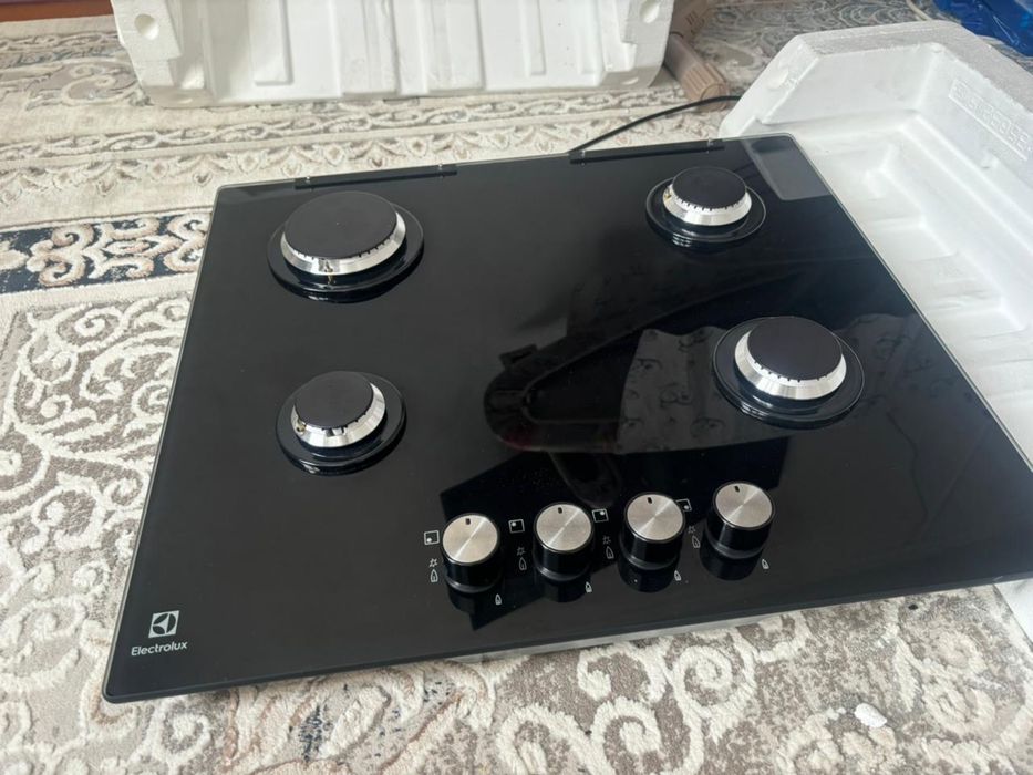 Варочная поверхность ELECTROLUX
