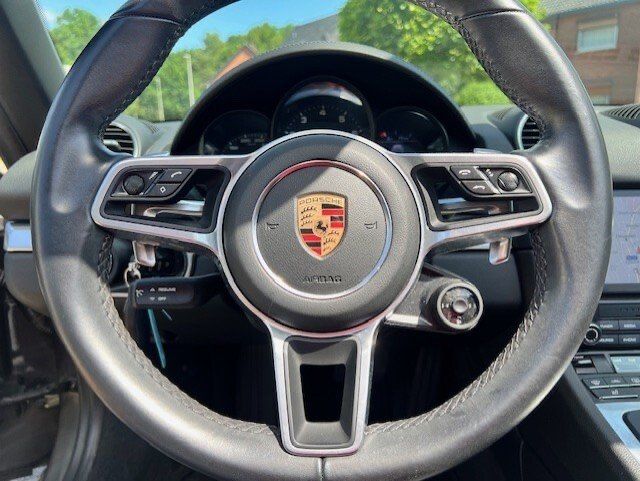 Inchiriere Porsche 718 Boxster