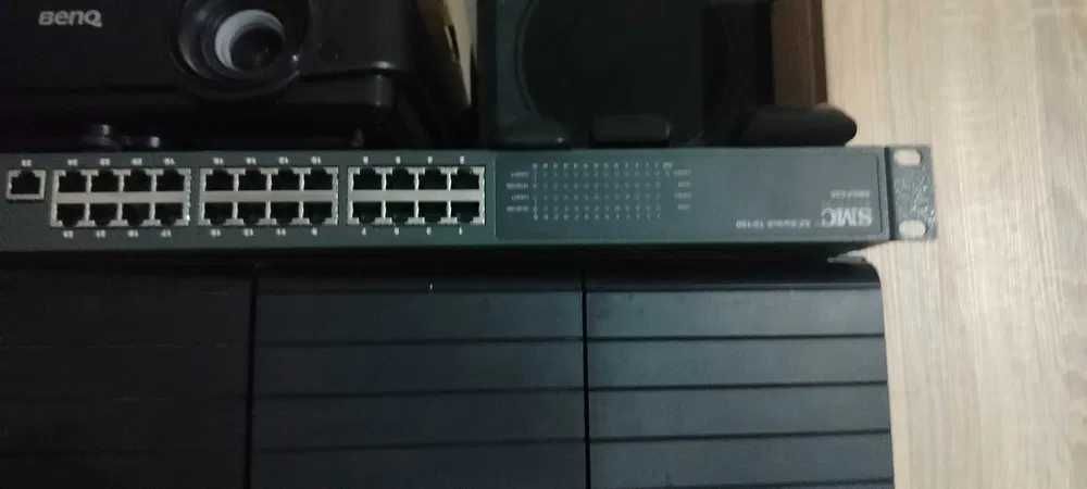 Switch RPC SW16P, 16-Port 10/100MBps N-Way1 Buc SMC, si de 24 Port,