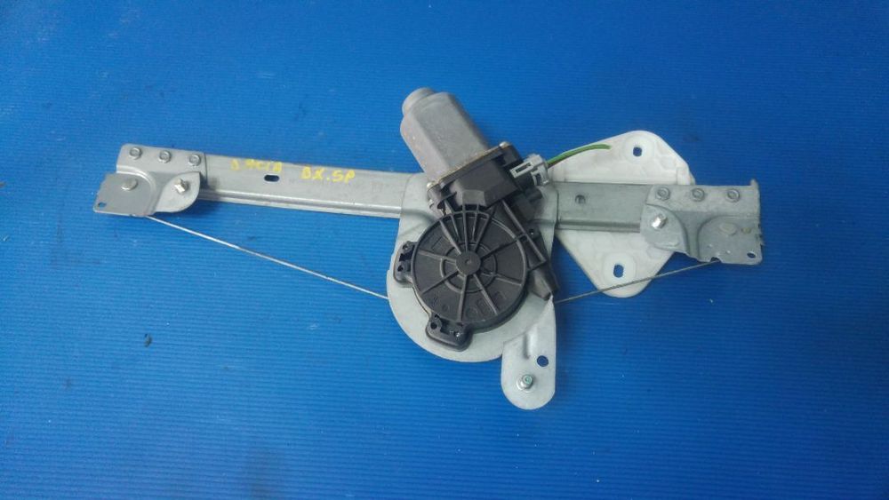 macara geam  cu motoras dreapta spate dacia sandero