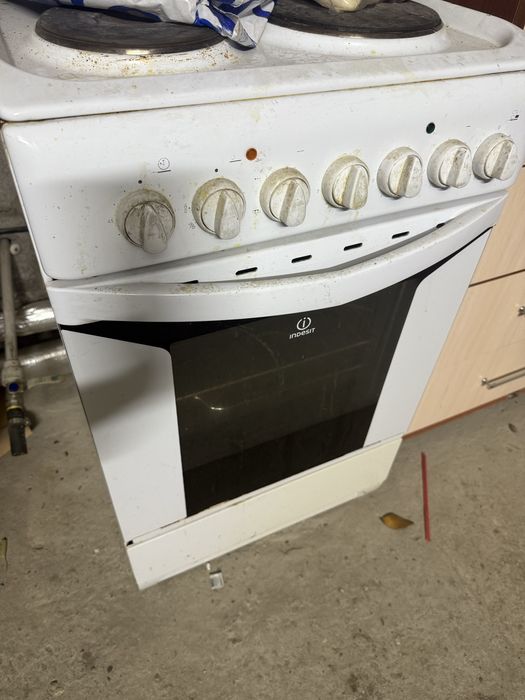 Плитка электрическая 4 конфорная