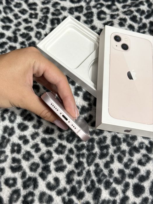 iPhone 13-128GB pink