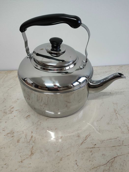 cainic din inox stainless steel 6l cu capac si manier,