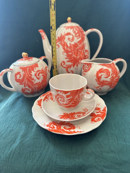 Пълен сервиз “Перо на Жар птица” с десертни чинии на ЛФЗ Ломоносов