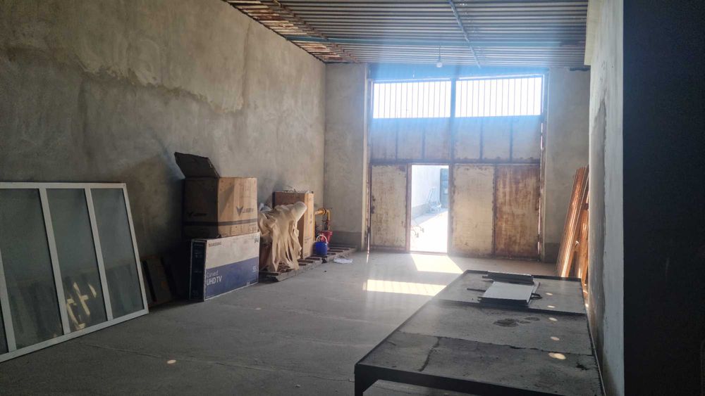 Офис хонаси ва омбор биноси ижарага берилади.