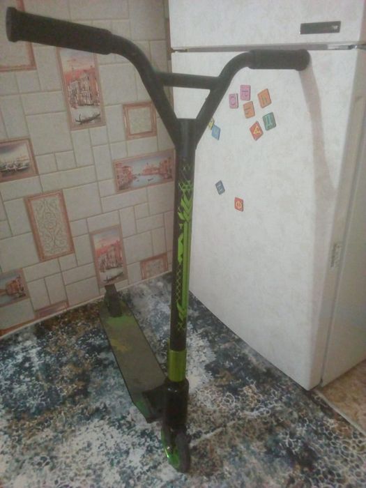 Трюковой самокат