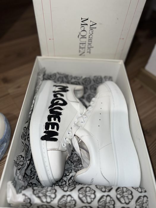 adidasi Alexander McQueen