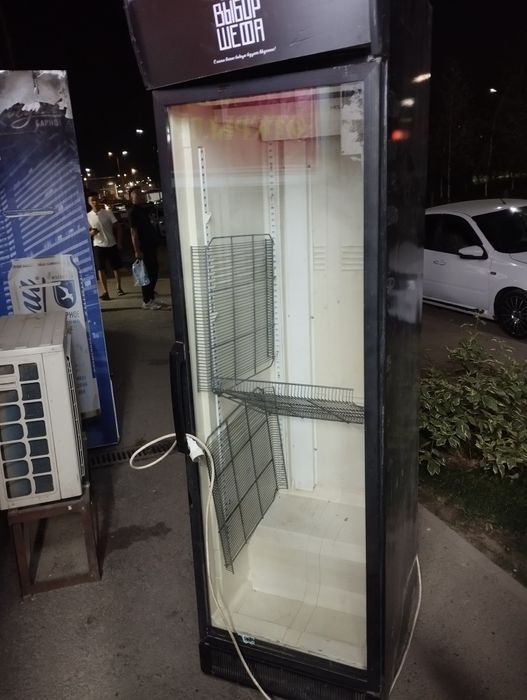 Продам стоячий холодильник б/у