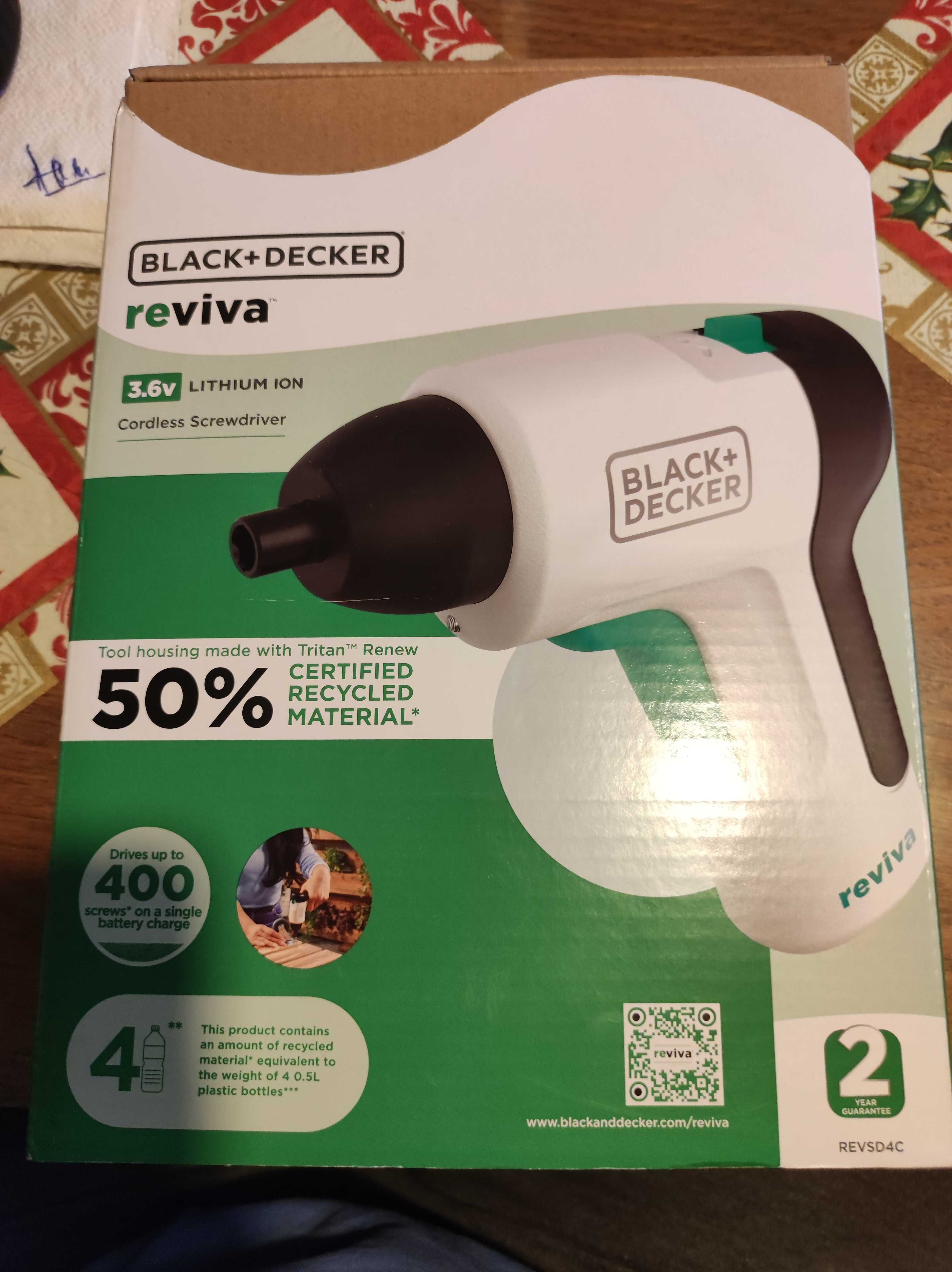 Masina de insurubat (autofiletanta) BLACK & DECKER