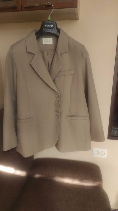 Женский пиджак оверсайз