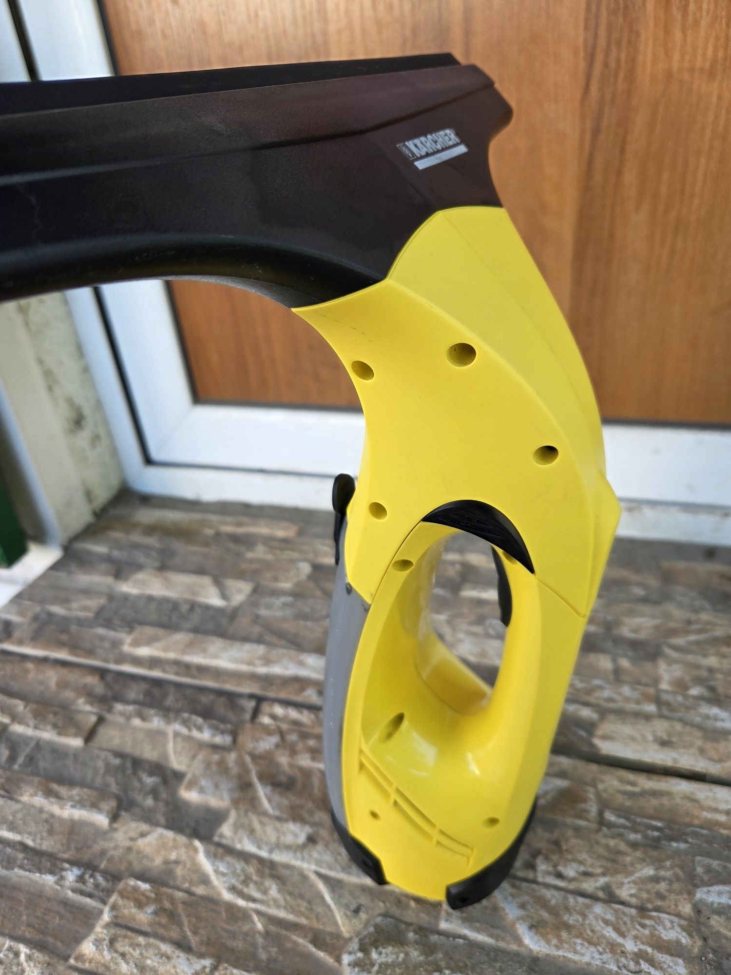 Karcher стъклочистачка акумолаторна