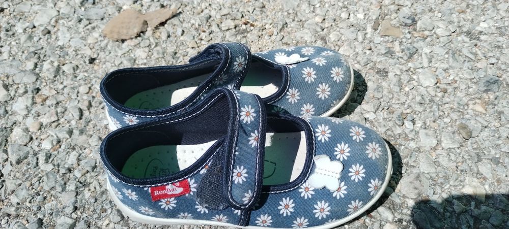 Детски обувки номер 27