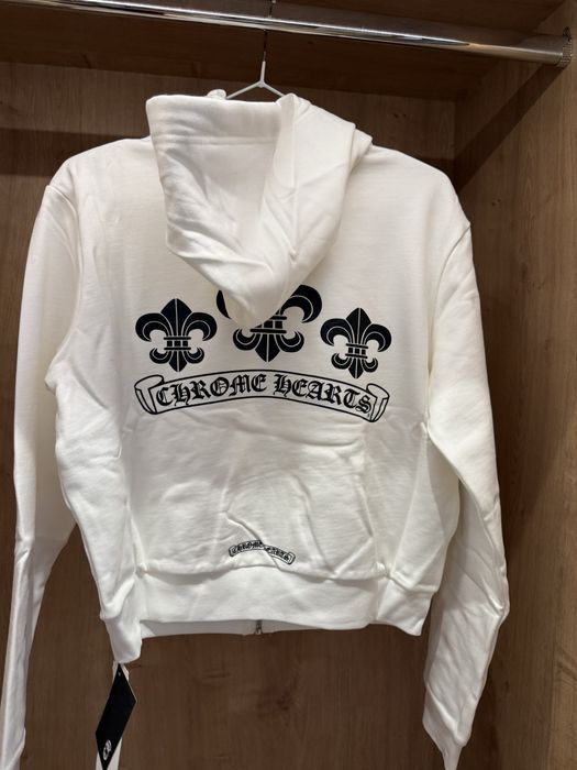 Chrome H женска горница и долница