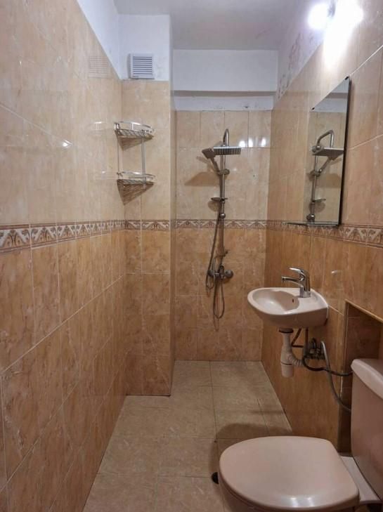 Двустаен апартамент под наем в ж.к. Зона Б-18, 2204651