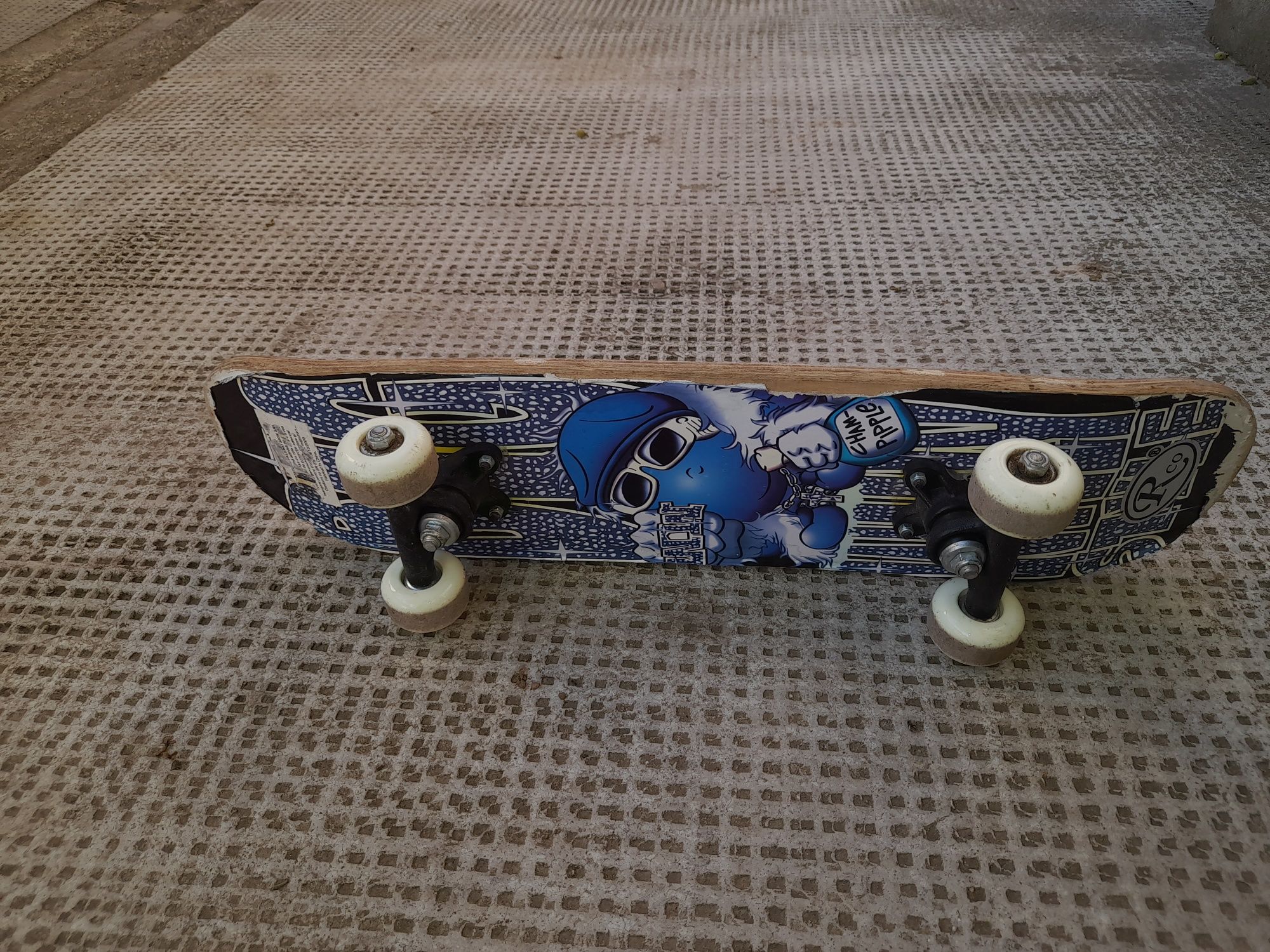 Vând skateboard rco