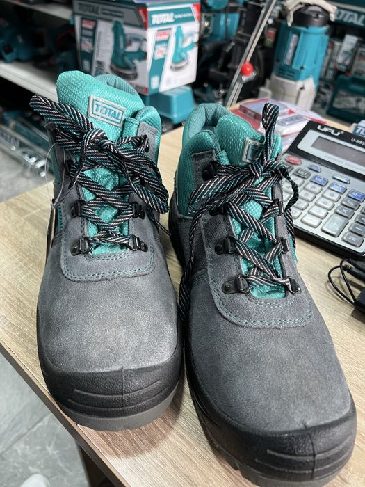 Ботинки крософки