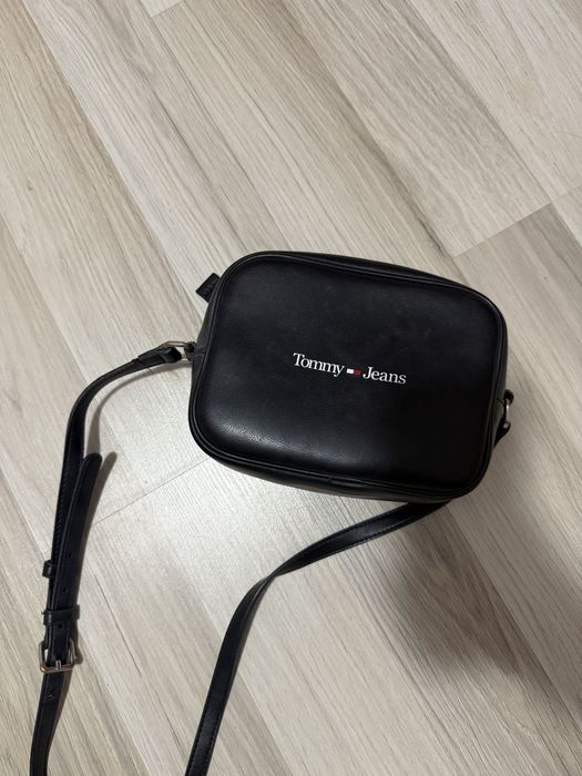 Чанта на Tommy Jeans