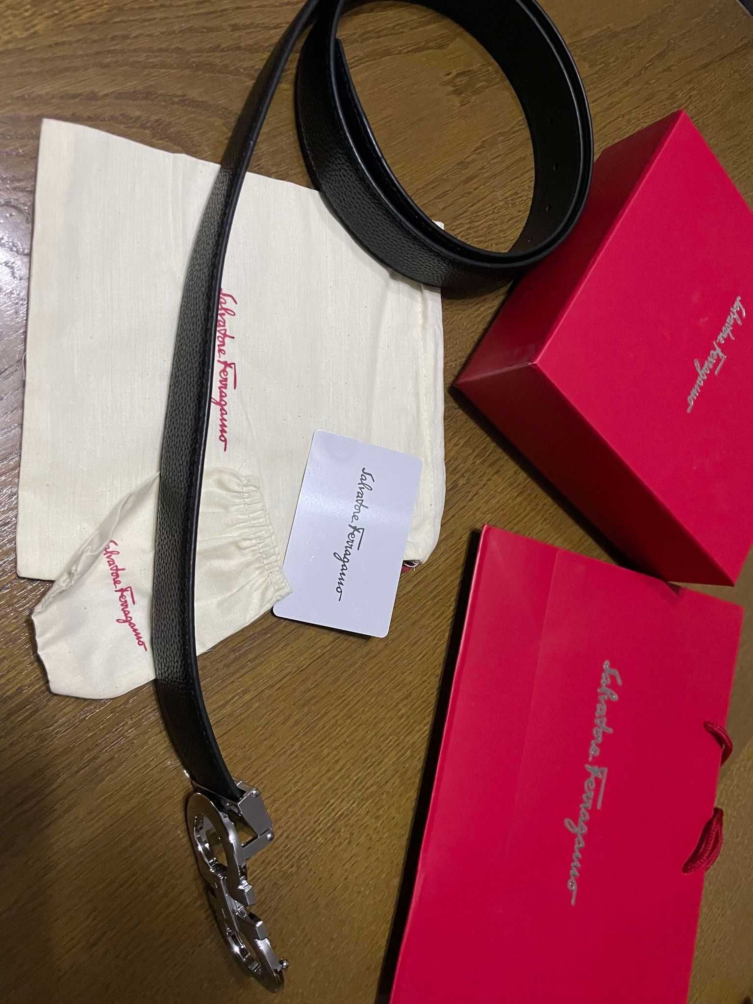 Curea Salvatore Ferragamo brand new