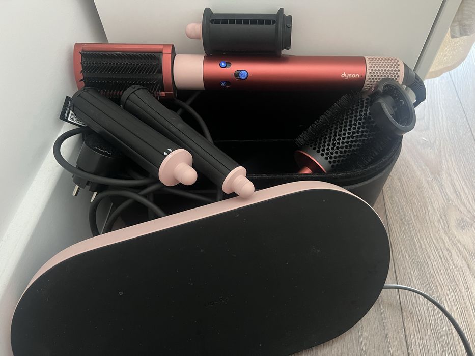 Dyson AirWrap complete long